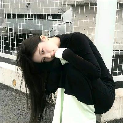 演员